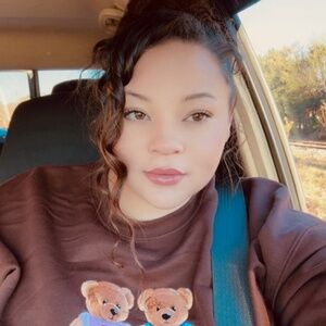 Meet your Posher, Kaitlyn